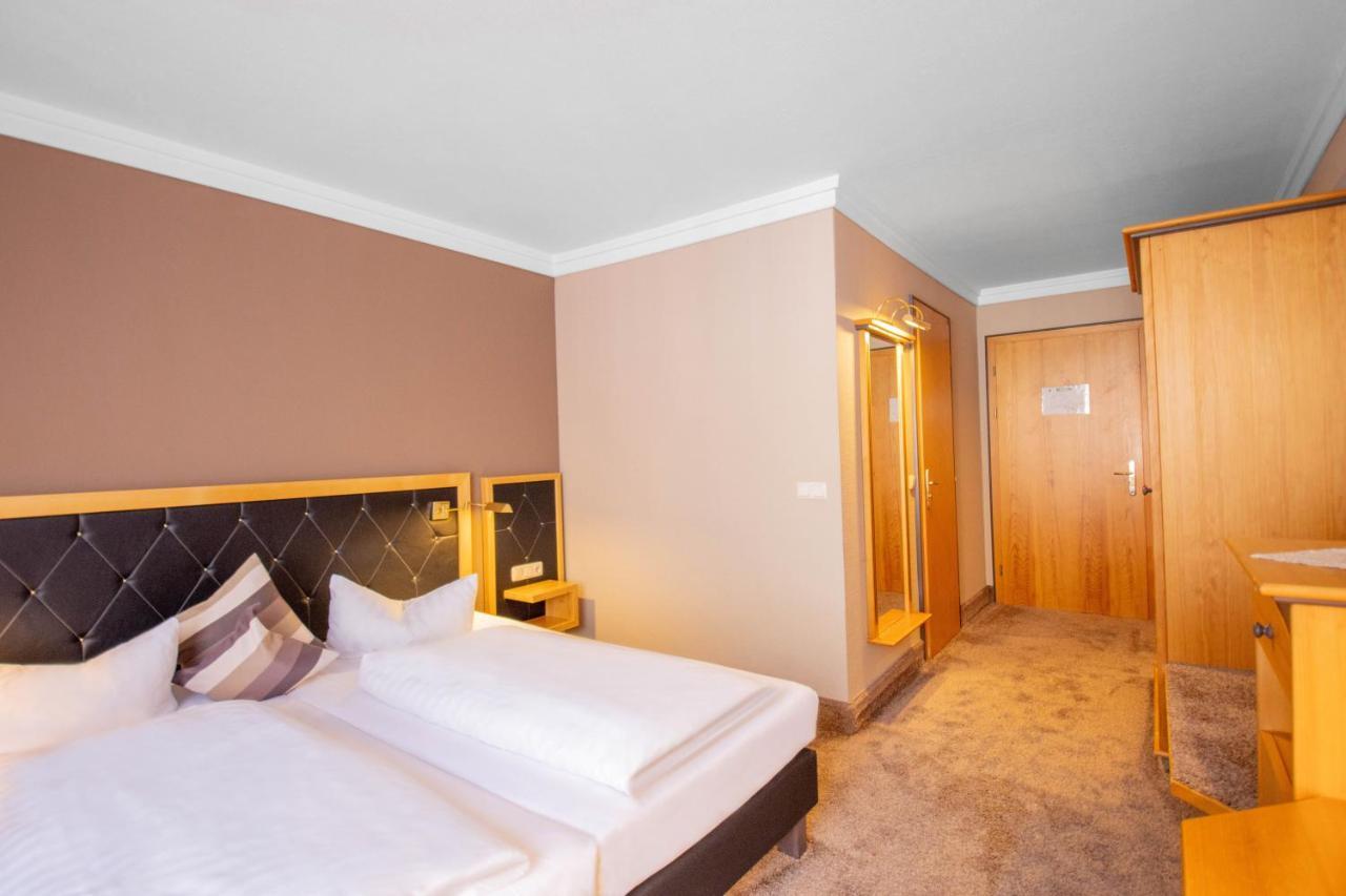Hotel Tanne Ilmenau Extérieur photo