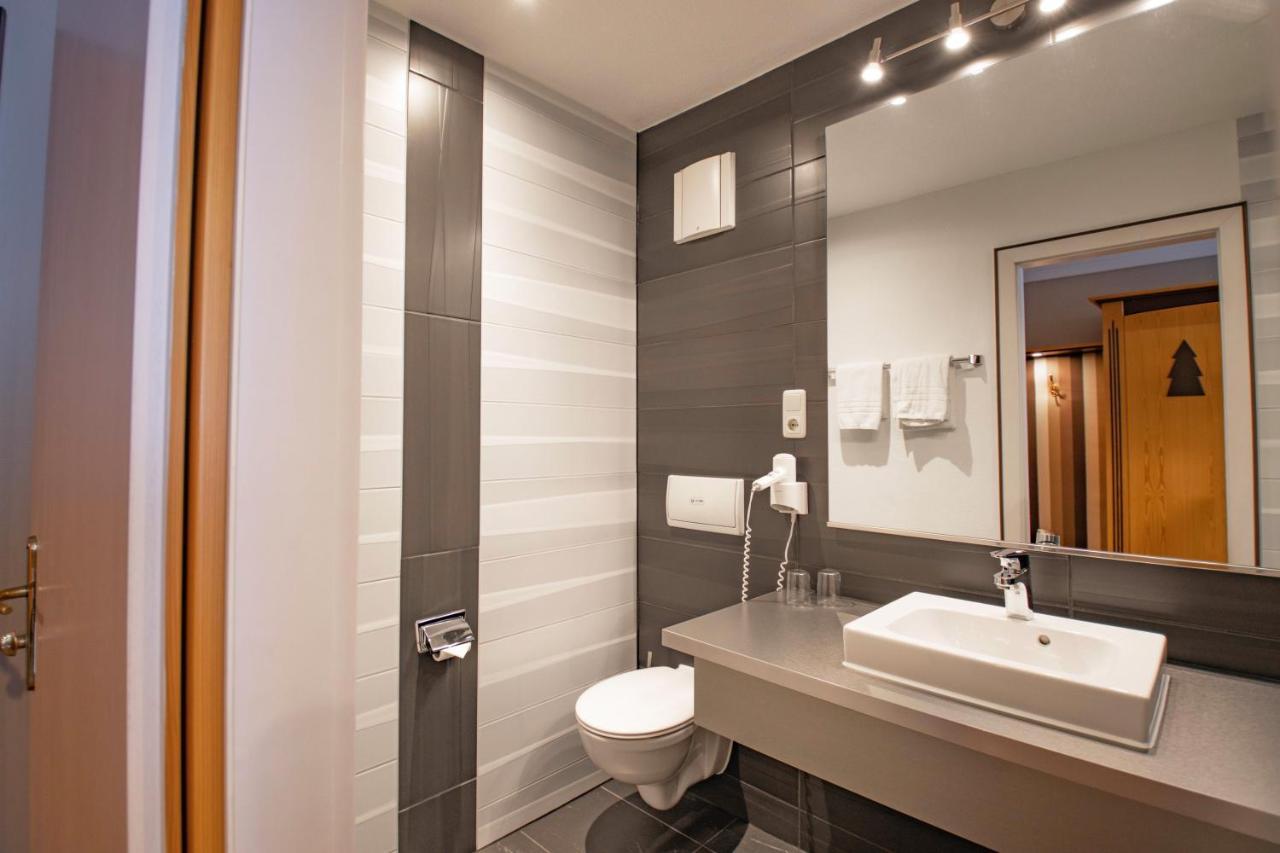 Hotel Tanne Ilmenau Extérieur photo