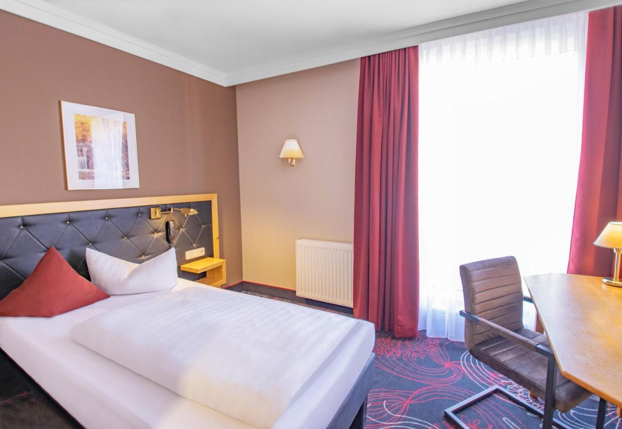 Hotel Tanne Ilmenau Extérieur photo