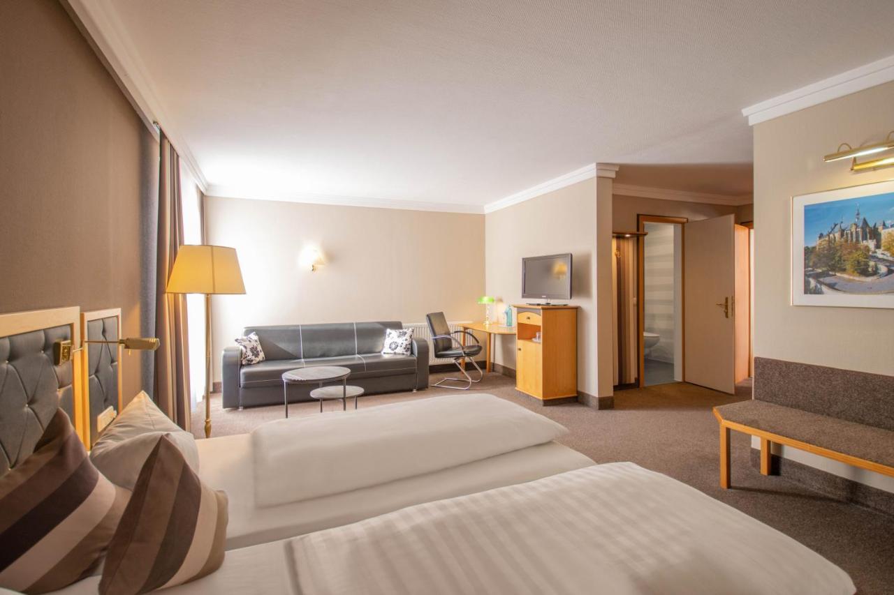 Hotel Tanne Ilmenau Extérieur photo