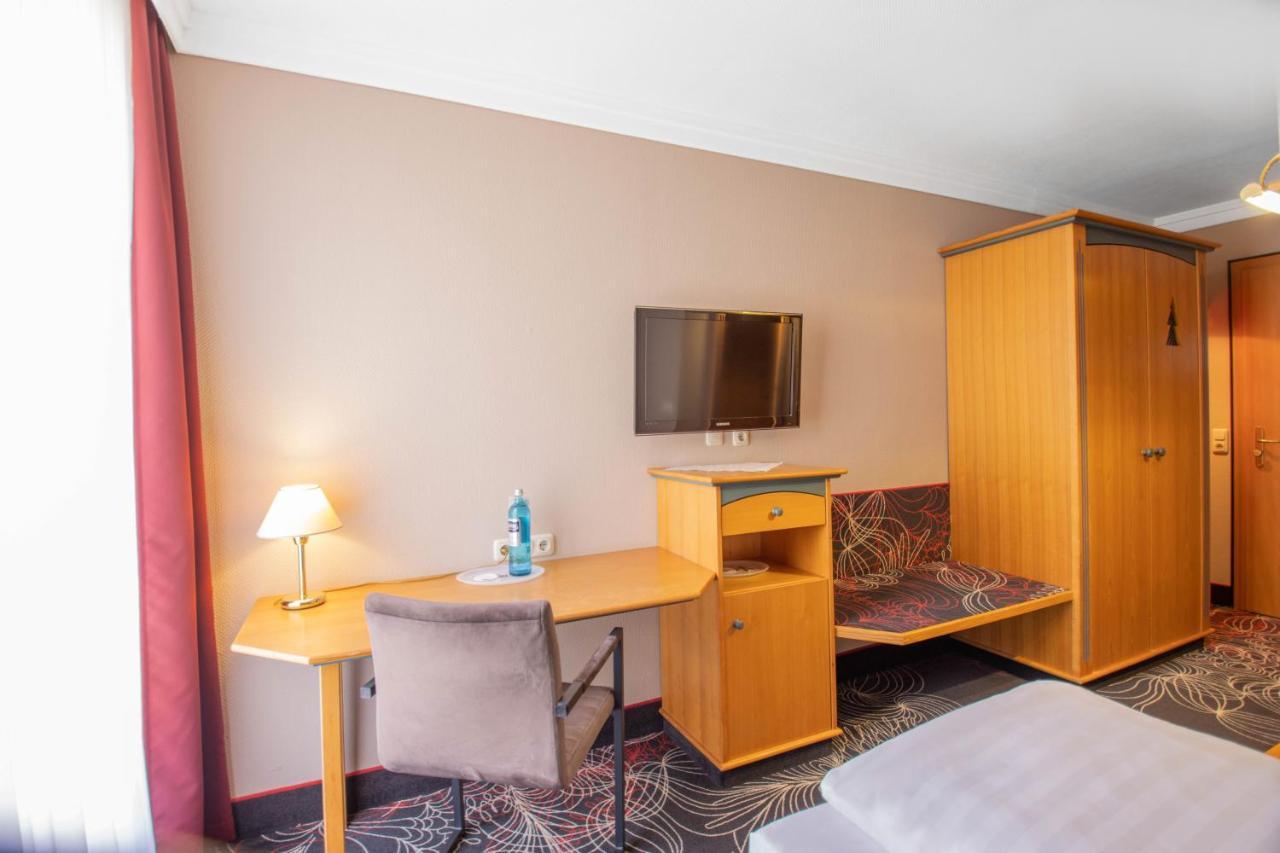 Hotel Tanne Ilmenau Extérieur photo