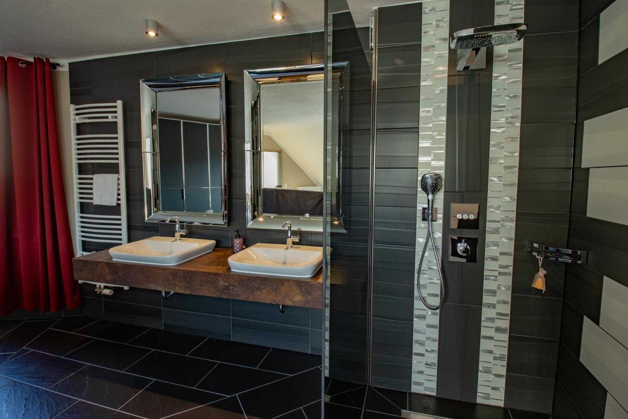 Hotel Tanne Ilmenau Extérieur photo